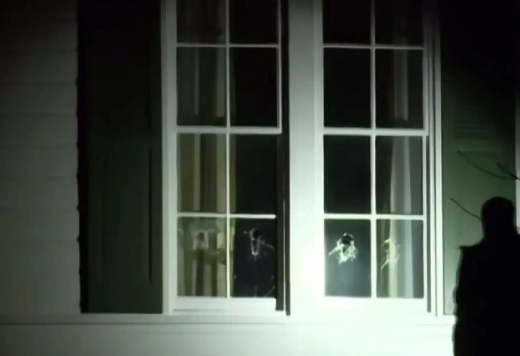 حمله به خانه جی دی ونس