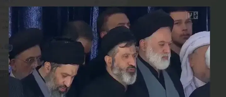 پسران رهبر مراسم تشییع