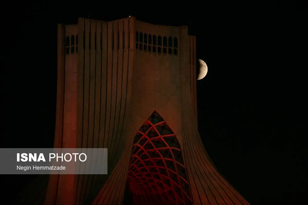ماه خونین آزادی