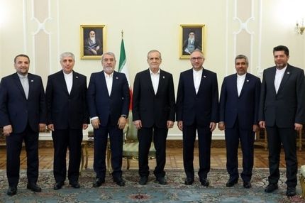 سفرای جدید ایران با پزشکیان دیدار کردند
