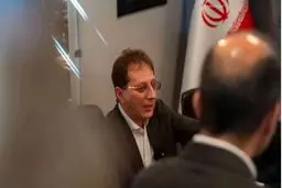یک خبر عجیب؛ موافقت ضمنی وزارت ورزش با فروش باشگاه پرسپولیس به بابک زنجانی