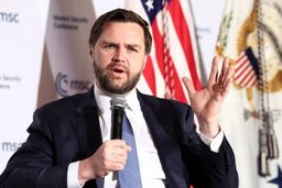 ونس: ترامپ تلاش می‌کند اختلاف با ایران را به صورت دیپلماتیک حل کند