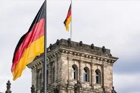 آلمان ناو مین‌روب را برای احتمال استقرار در تنگه هرمز به مدیترانه می‌فرستد
