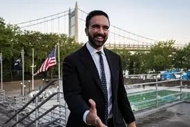 بیوگرافی زهران ممدانی + علت اختلاف با ترامپ و مواضع در مقابل ایران و اسرائیل