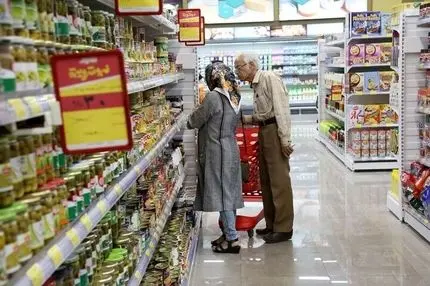 سفره کارگران هر روز کوچک‌تر؛ تورم کالاهای اساسی از دستمزد سبقت گرفت