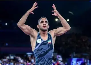 رحمان عموزاد قدرتمندترین کشتی‌گیر آزادکار جهان شد