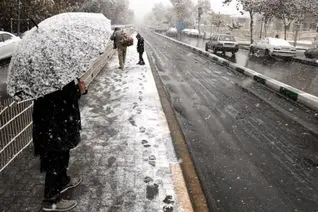 پلیس از بارش برف و باران در ۲۶ استان و انسداد ۷ محور مواصلاتی خبر داد
