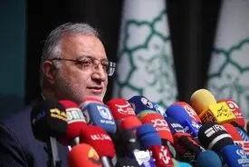 شهردار تهران از آسیب آمریکا به ۱۸ اتوبوس چینی حین انتقال دریایی به ایران خبر داد