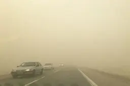 بزرگراه زابل زاهدان مسدود شد/ طوفان و گردوخاک شدید