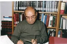 حسین بنی‌آدم کتابدار برجسته ایرانی درگذشت