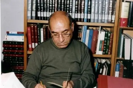 حسین بنی‌آدم کتابدار برجسته ایرانی درگذشت