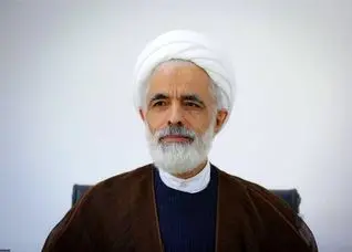 معاون حقوقی رئیس‌جمهور: با مقررات فعلی می‌توان برای خانم‌ها گواهینامه موتورسیکلت صادر کرد