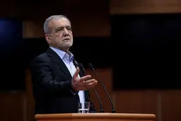 پزشکیان: هیچ کشوری از جنگ خیری نمی‌برد/ نیازی به متولی نداریم و خودمان می‌توانیم مشکلات را حل کنیم