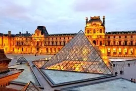 موزه لوور تعطیل شد