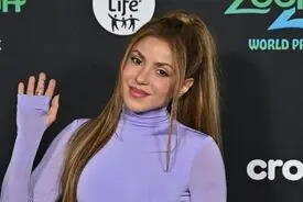 شکیرا از آهنگ رسمی جام جهانی رونمایی کرد