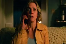 خالق «برکینگ بد» در دنیایی به سبک نوآر؛ نگاهی به سریال «پلوربیوس» (Pluribus)