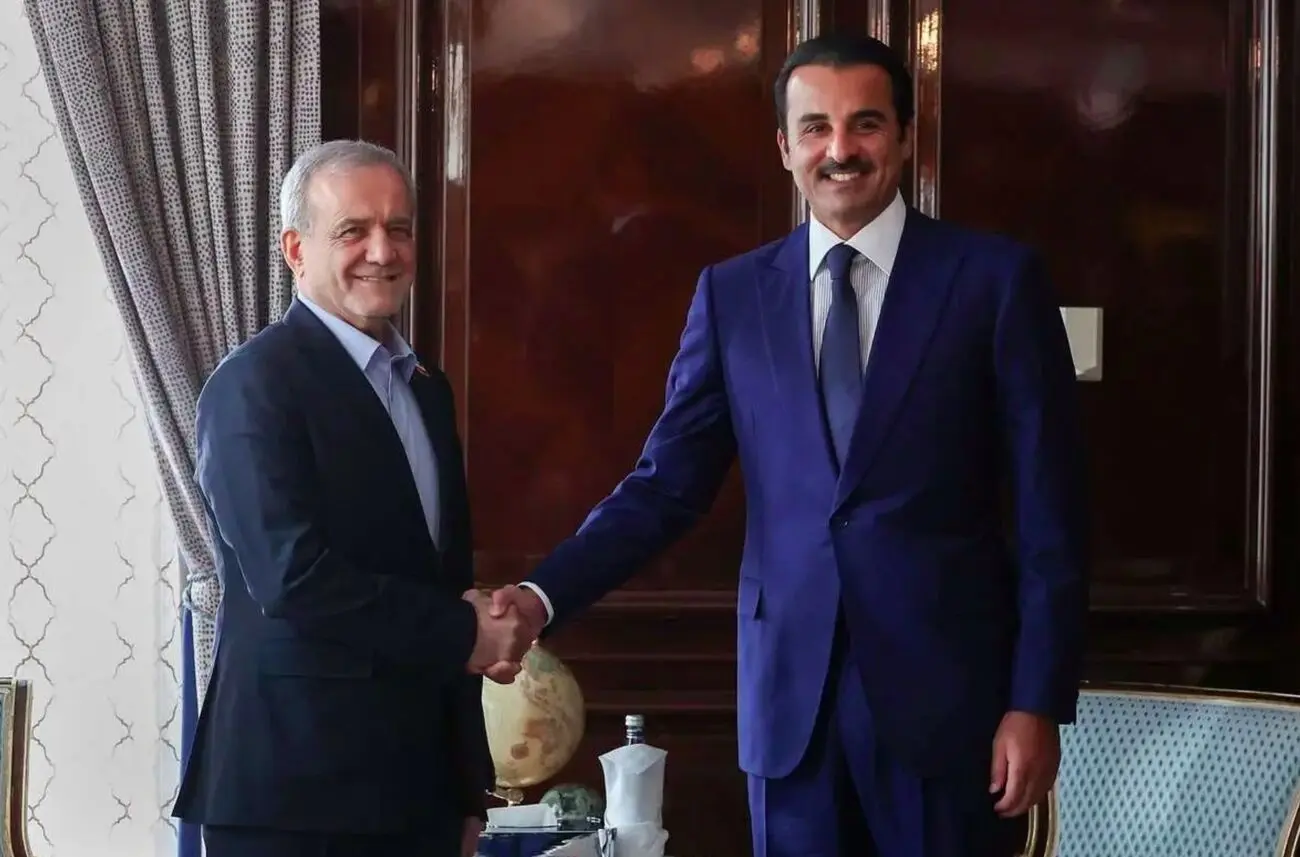 پزشکیان و امیر قطر در مسکو بر گسترش همکاری‌های دوجانبه تأکید کردند