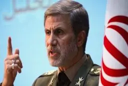 فرمانده کل ارتش: اعتراض در هر کشوری موضوعی عادی و طبیعی است/ دشمن با تمرکز ویژه در پی ایجاد آسیب اقتصادی است