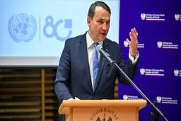 لهستان: ترجیح می‌دهیم علف بخوریم تا بار دیگر مستعمره روسیه شویم