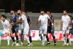 پنالتی چادرملو مقابل استقلال؛ داوری بازی جنجالی شد