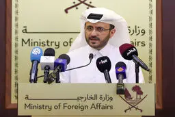 قطر ادعای اسارت خلبانان ایرانی را رد کرد