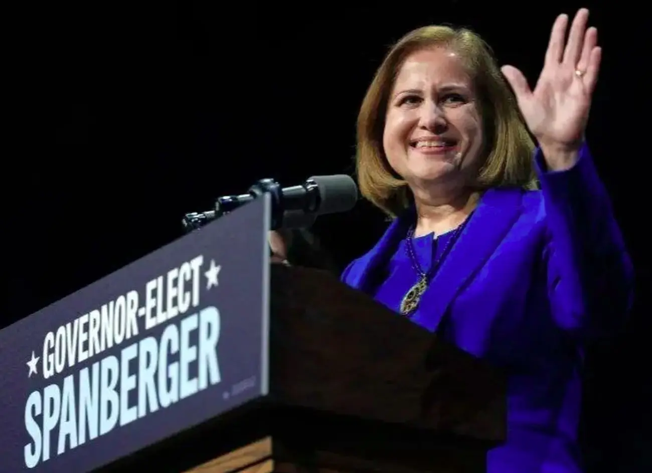 بیوگرافی غزاله هاشمی؛ اولین زن مسلمان که به سمت معاون فرماندار ویرجینیا رسید