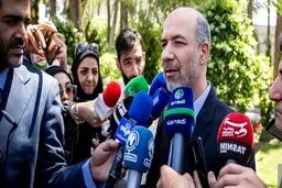 محرابیان: با تغییر ساعت کار ادارات شاهد صرفه‌جوییِ ۱۰۰۰ مگاواتی برق هستیم