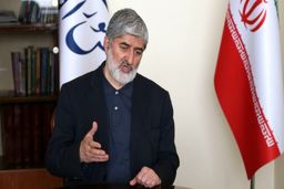 برخورد روحانی با آبان ۹۸ در حدی بود که باید ساقط می‌شد/ دلیلی برای رد صلاحیت خودم نمی‌بینم