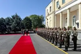 دیدار خصوصی پزشکیان و نخست وزیر ارمنستان