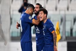 پورتو با وجود باخت مقابل یوونتوس صعود کرد