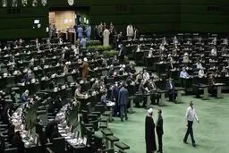 تصمیم‌گیری در مورد فیلترینگ از طرح صیانت خارج می‌شود/ تغییرات اساسی در دستور کار کمیسیون ویژه
