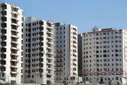 به جای تولید شتابزده ۴ میلیون مسکن، به «مقاوم‌سازی» توجه شود/ نباید اشتباه انبوه‌سازی حاشیه کلانشهر‌ها تکرار شود/ انبوه‌سازی بی‌ضابطه به دامن زدن به موج مهاجرت از روستاها منجر شده