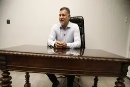 علی دایی: از نامگذاری گونه ماهی ناراحت نشدم؛ نیازی به اجازه گرفتن نبود/ می‌خواستم درگیر شوخی‌ها شوم هزاران قدم عقب می‌افتادم