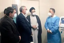 عیادت وزیر بهداشت از آیت‌الله علوی‌گرگانی