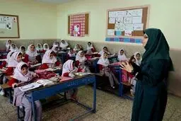 حرکت دوباره دانش آموزان در مسیر آموزش حضوری