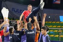 سوریان: ناداوری‌ها هم سد قهرمانی‌مان نشد/ کشتی‌گیر نوجوان با فن باید برنده شود نه با زور