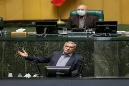 «اختصاص ارز ترجیحی به دارو» عامل قاچاق، شکست تولید داخلی و رونق بازار سیاه است