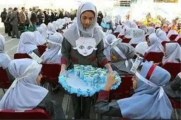 توزیع بسته‌های تغذیه رایگان دانش‌آموزان هر دو هفته یکبار از مهر ماه