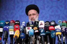 از همراهی مردم صبورمان تشکر می‌کنم /بیگانگان برای ما مشکلی حل نمی‌کنند