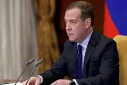 مدودف:لغو عضویت اوکراین در ناتو برای صلح کافی نیست/هدف نبرد اوکراین ممانعت از جنگ جهانی سوم بود