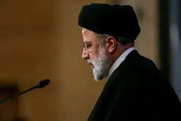 رئیس‌جمهور ۱۰ مأموریت‌ بانک مرکزی برای تحول را تعیین کرد