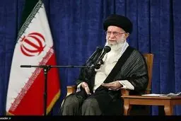 رهبر انقلاب: با افراد همسو با دشمن برخورد امنیتی قضایی و با افراد هیجان‌زده کار فرهنگی شود/ حوادث جزیی حواس مسئولان را از سازندگی پرت نکند
