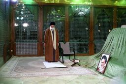 حضور رهبر انقلاب اسلامی در مرقد امام خمینی(ره) و گلزار شهدا