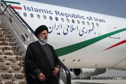 رئیس جمهور وارد خوی شد