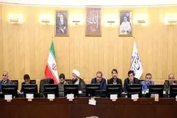 کمیسیون تلفیق خودروسازان را مکلف به واگذاری خودروهای تولیدی در بورس کرد