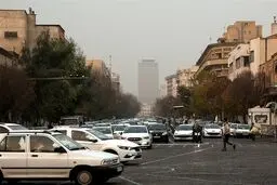 هوای تهران بعد از یک روز، دوباره در آستانه ناسالم قرار گرفت