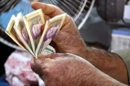 حداقل حقوق کارمندان دولت نباید از ۷.۹ میلیون تومان کمتر باشد