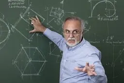 بیمه کامل معلمان مدارس غیردولتی اجباری شد