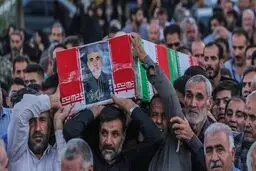 تشییع پیکر دو شهید حادثه تروریستی حرم شاهچراغ (ع) با حضور گسترده مردم شیراز