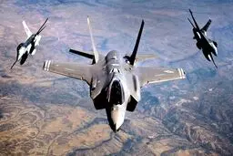 جنگنده‌های رادار گریز F-35 آمریکا در رصد پدافند ارتش ایران